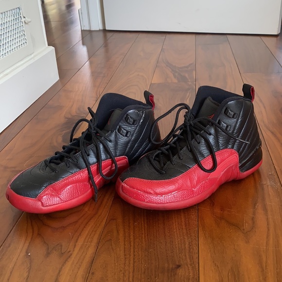 Jordan 12’s “Flu Games” Red & Black - Picture 2 of 8